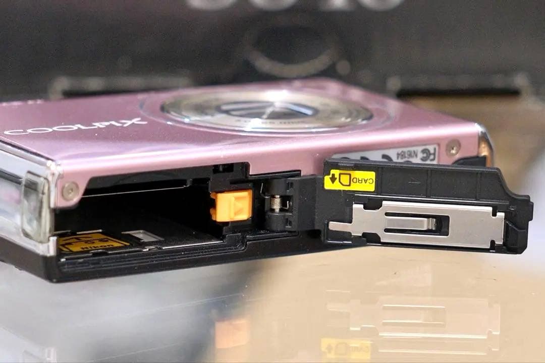 名機 動作品 平成レトロ Nikon COOLPIX S640 ピンク 元箱付き