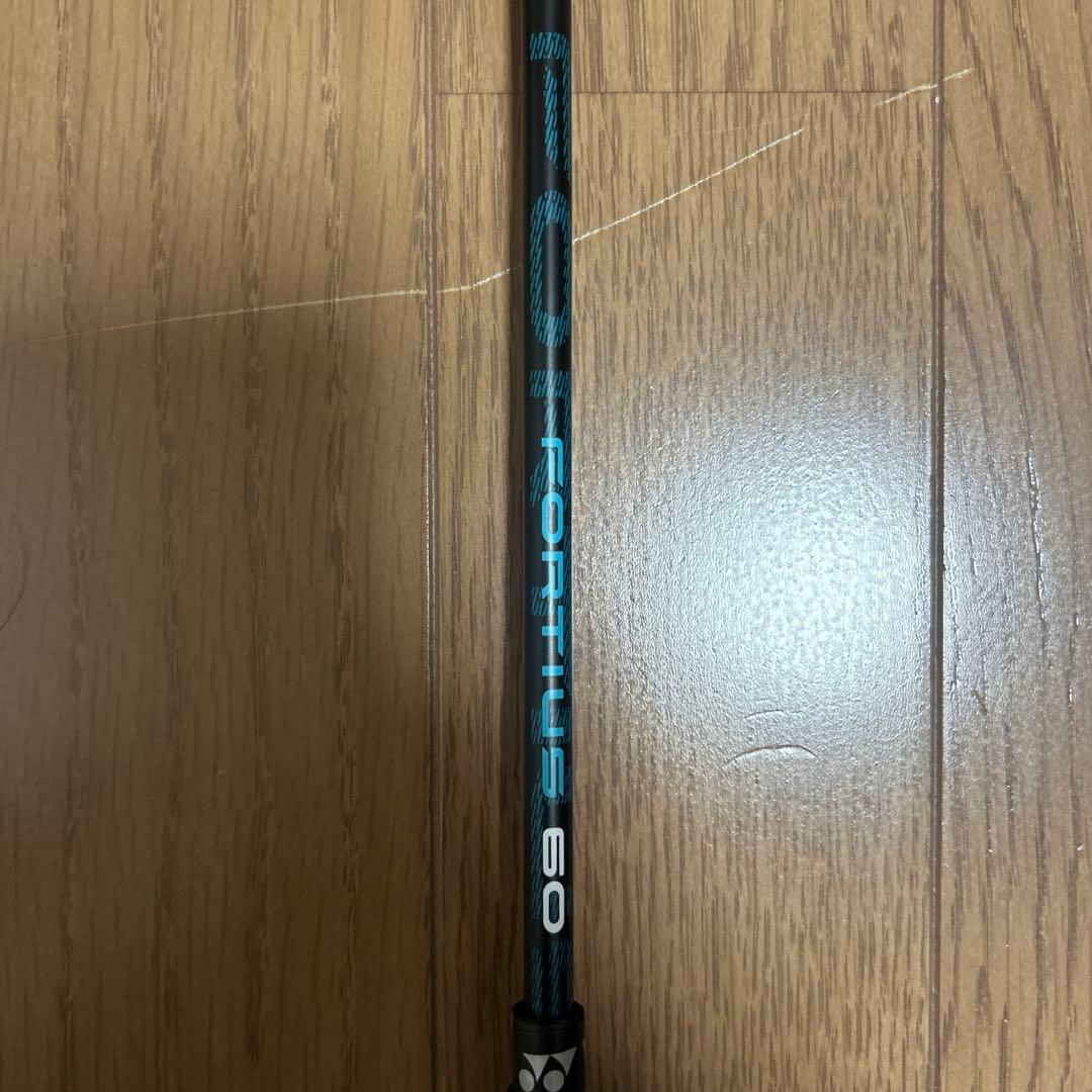 バドミントンラケット ミズノ Fortius 60 黒/青