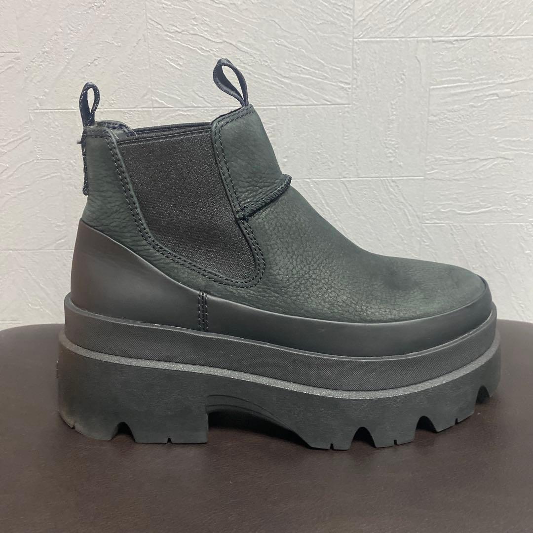 【UGG】Brisbane Chelsea チェルシーブーツ 厚底