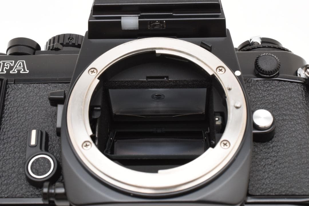 【R2004】 Nikon FA ニコン フィルムカメラ箱付き