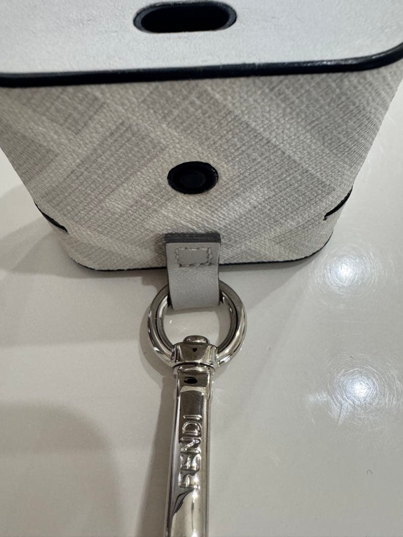 フェンディ　AirPods Pro ケース　数回使用