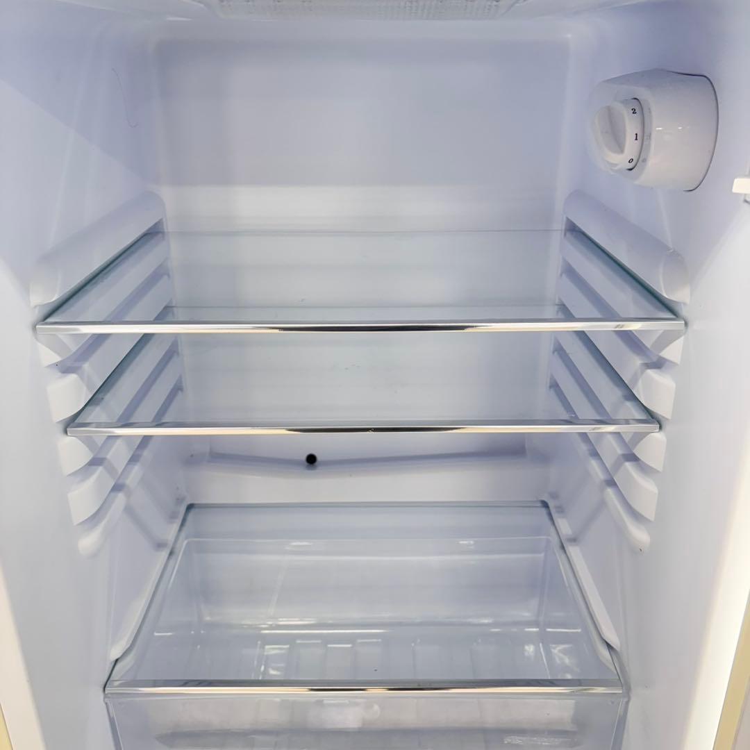 728 冷蔵庫　スリムデザイン　小型　一人暮らし　レトロ　格安　洗濯機も有　美品