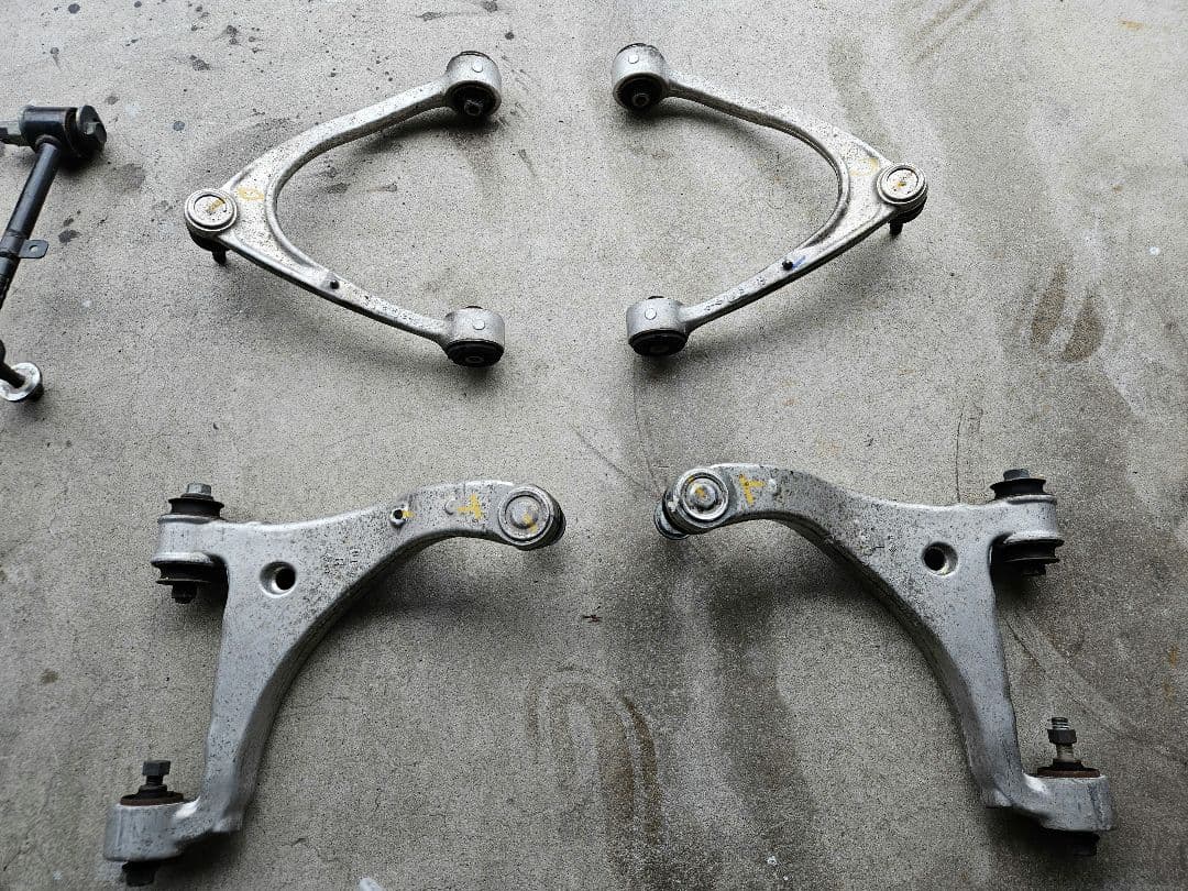 【yu-a729】セルシオ30 フロント リア　アッパーアーム