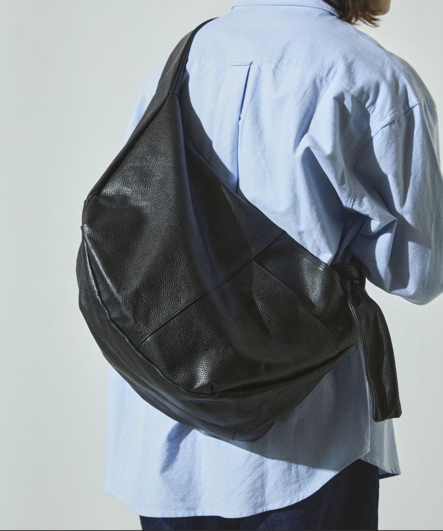 Firsthand/Leather Banana Big Shoulder 牛革