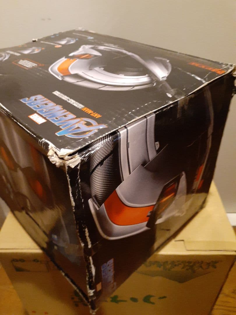 ハズブロ マーベルレジェンド１/1アントマン エレクトリックヘルメット