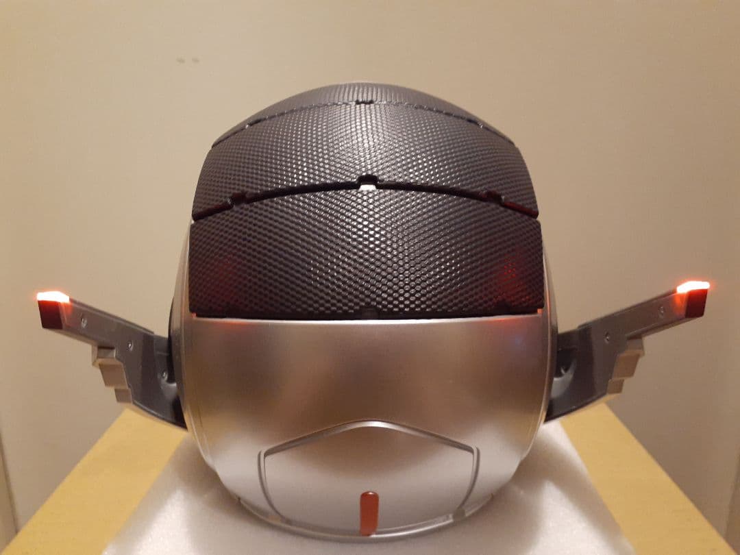 ハズブロ マーベルレジェンド１/1アントマン エレクトリックヘルメット