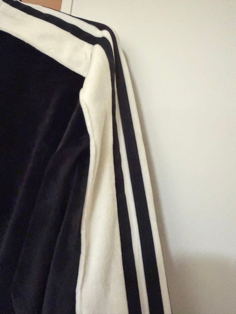 アディダス　アディブレイク ベロア トラックトップジャケット