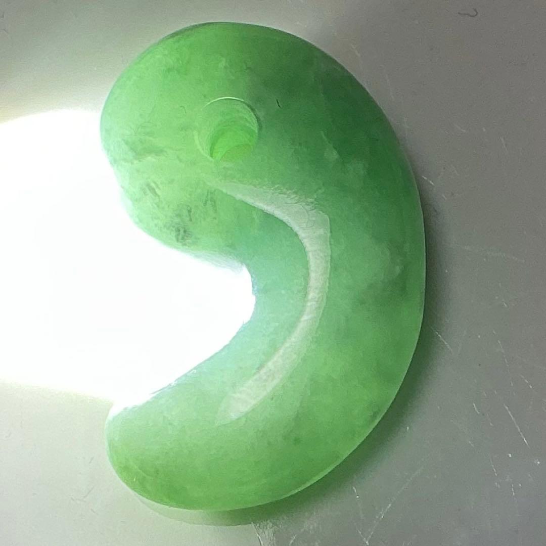 糸魚川翡翠　金山谷　勾玉　（追加入手できました）