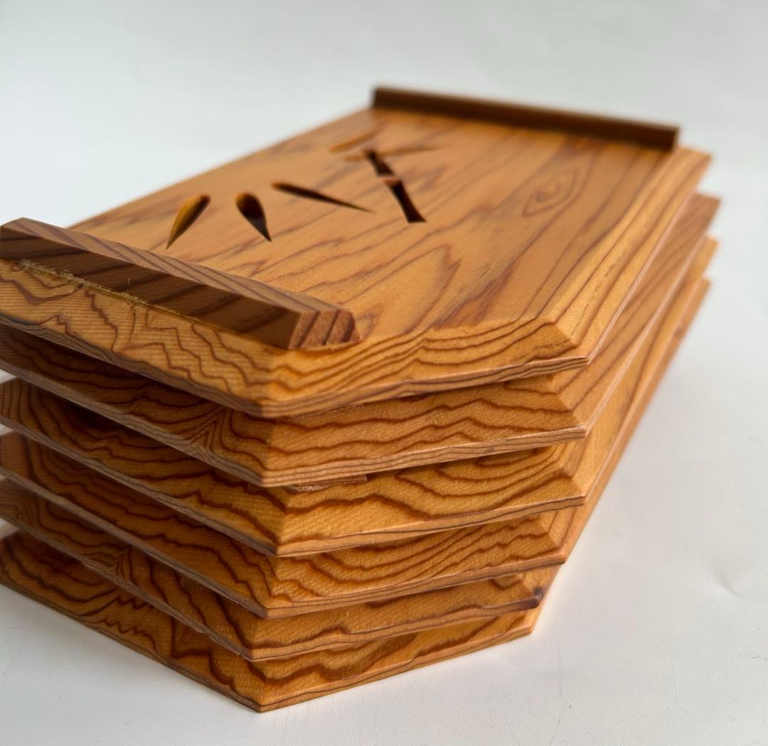 未使用　銘木 屋久杉 銘々皿 切り抜きデザイン 絵変わり　6枚セット