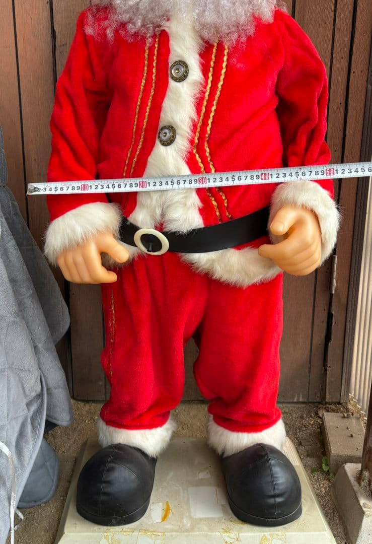 サウンドに乗りながら踊るサンタクロースオブジェ　特大130cm