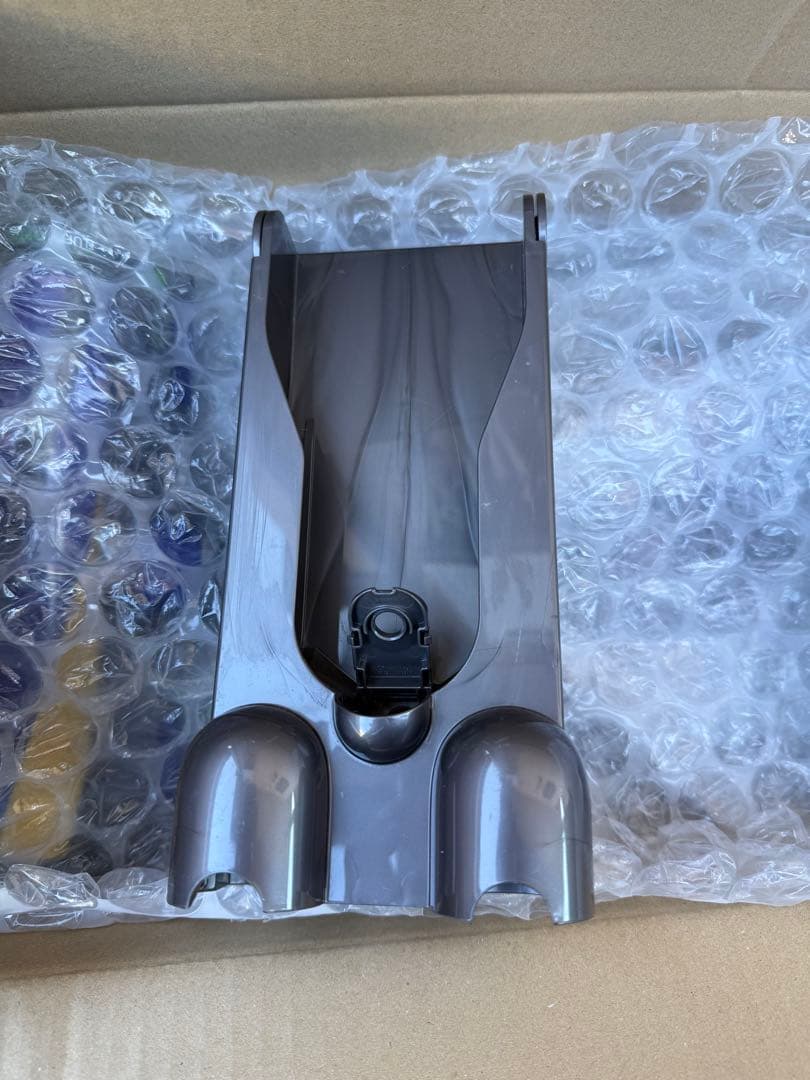 期間限定値下げ中 V12 SV49 ダイソン コードレス掃除機 分解清掃済み⑦