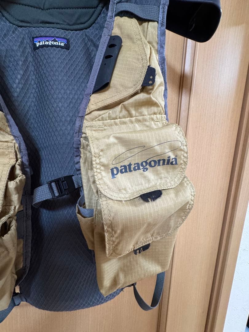 patagonia ハイブリッド・パック・ベスト