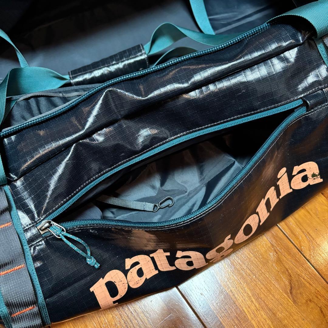 patagonia ブラックホール ダッフル90L ネイビー