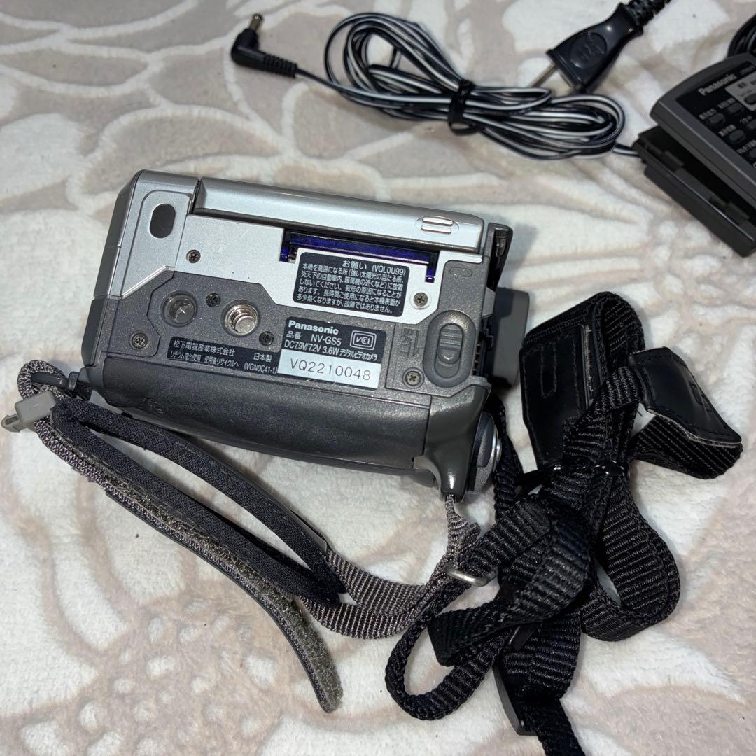 動作良好 パナソニック NV-GS5 MiniDV ビデオカメラ