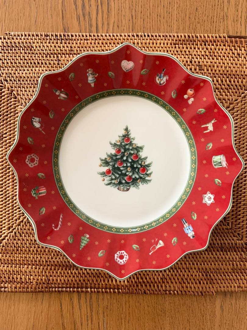 未使用 ビレロイ＆ボッホ トイズデライト クリスマス皿 24cm 2枚セット