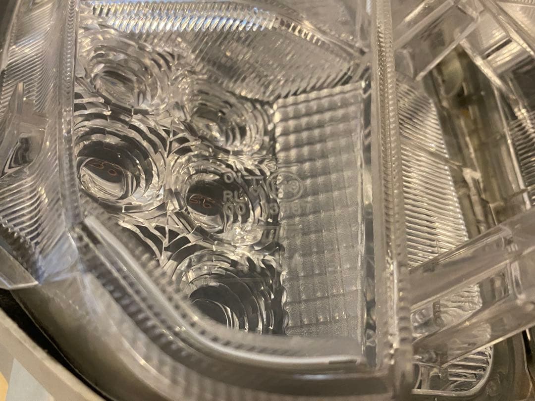 30プリウス US純正デイライト　KOITO