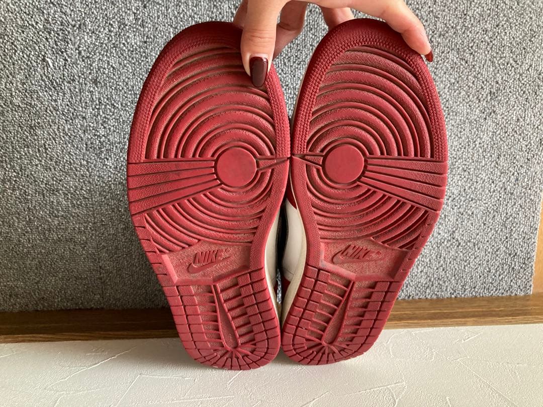 kk-yy さま NIKE ナイキ AIR JORDAN 1 RETRO