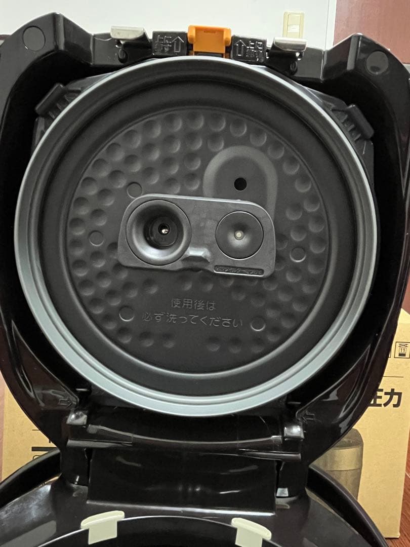 【象印】圧力ＩＨ炊飯器ＮＰ－ＺＴ１８型(一升炊き)