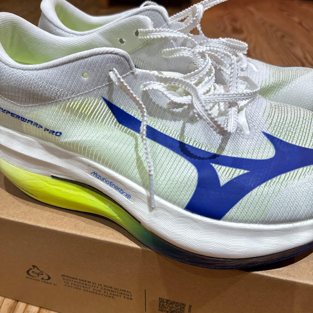 Mizuno HYPERWARP PRO 27.5ランニングシューズ