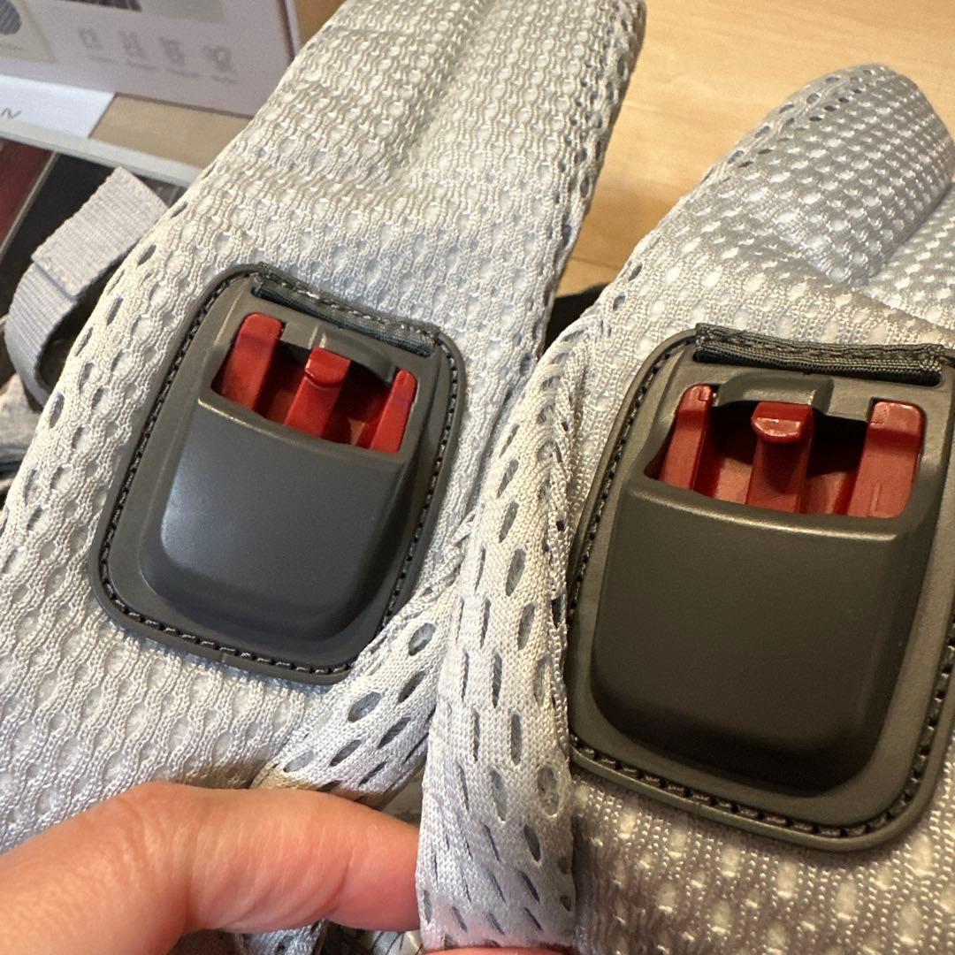 BABYBJÖRN HARMONY グレー