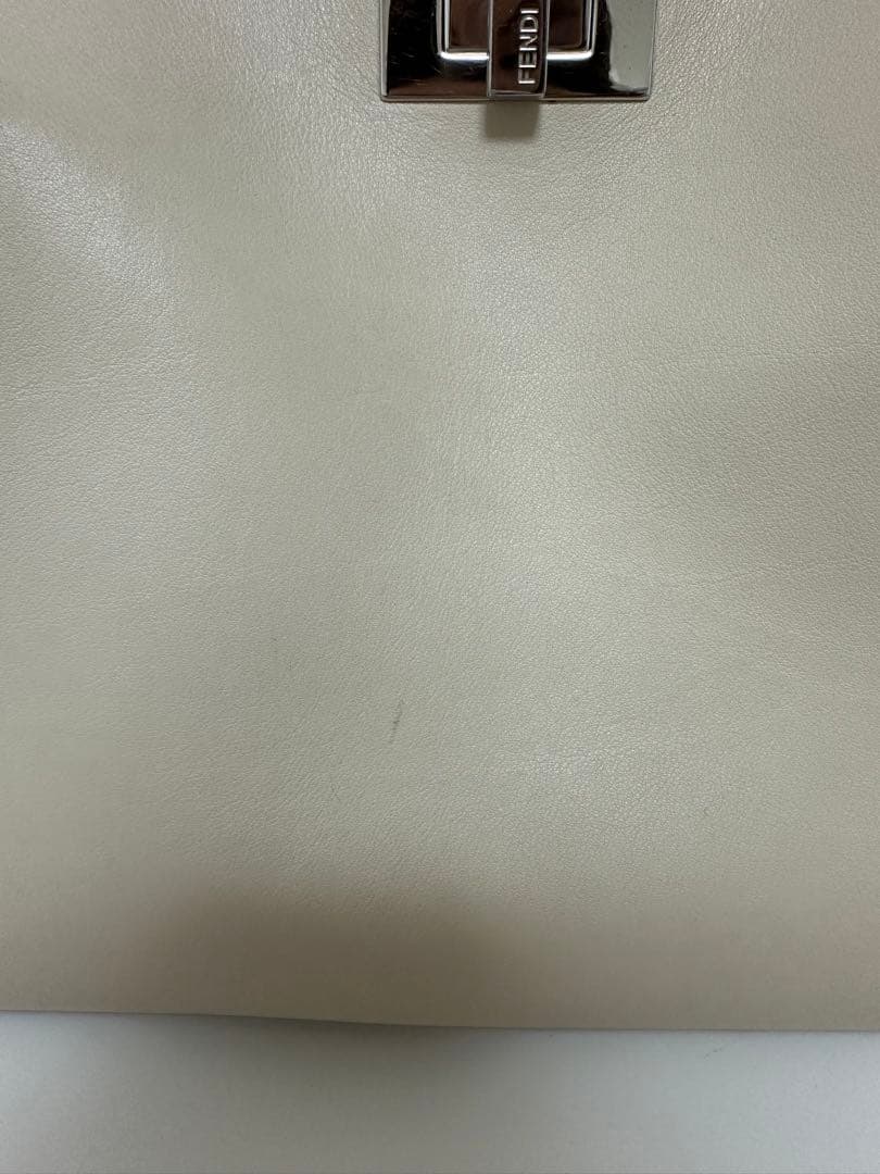 【たかちゃん】FENDI フェンディ ピーカブー