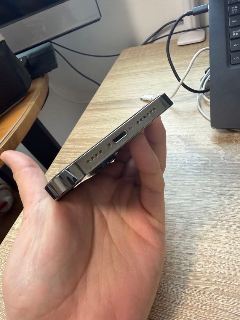 良品！　Apple iPhone 13ProMax