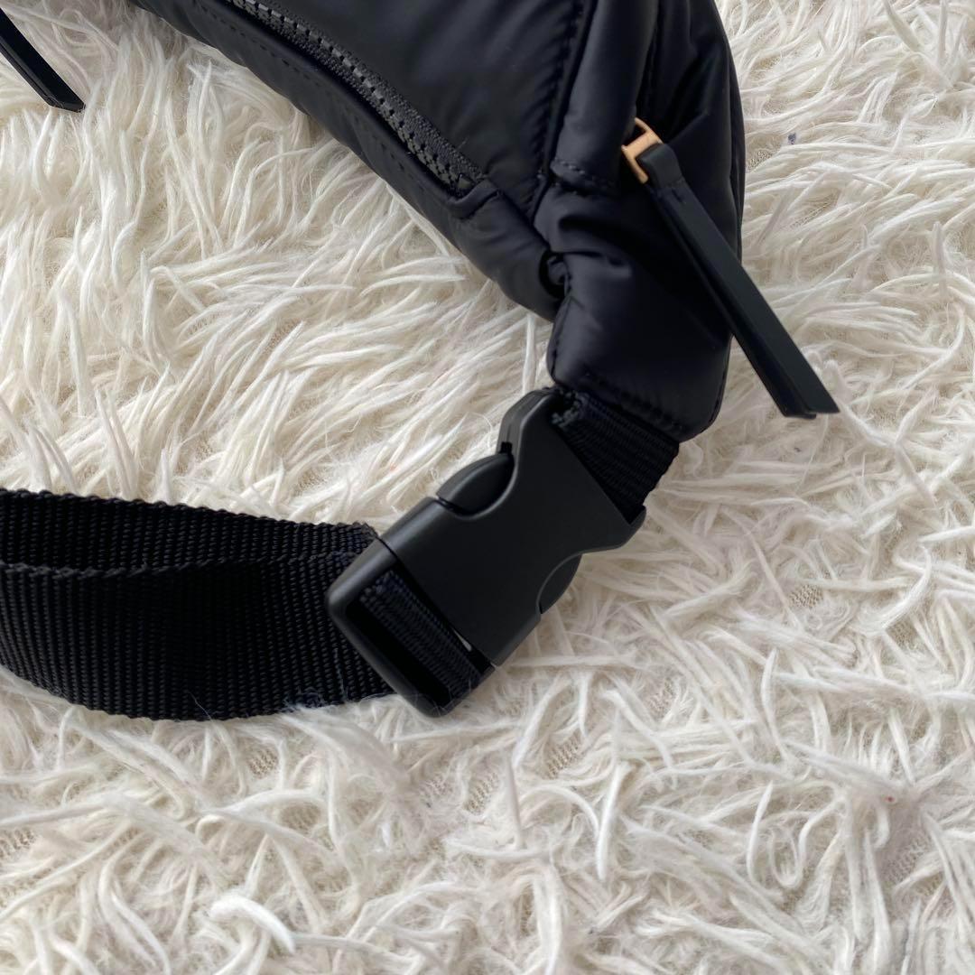 美品　TORY BURCH ボディバッグ　ウエスト　バッグ　黒　ブラック