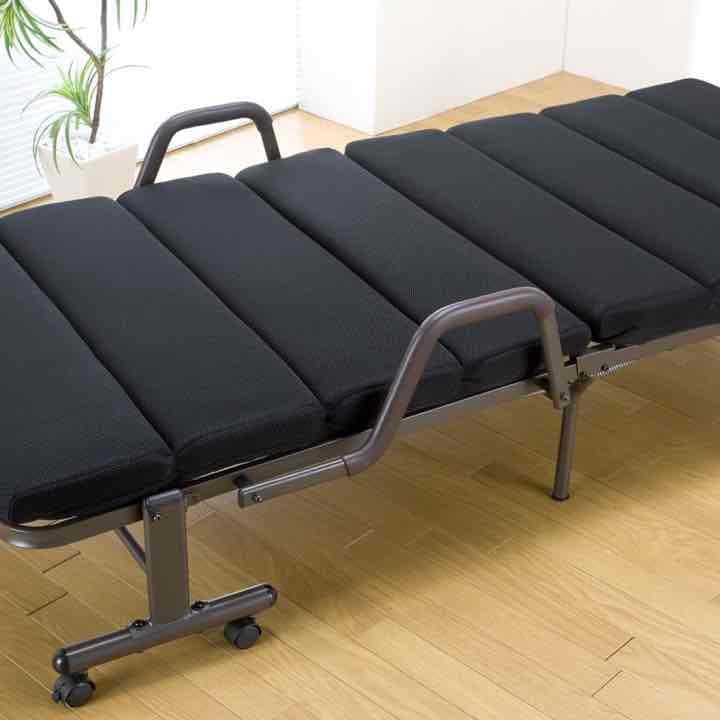 モコモコリクライニング折りたたみベッド