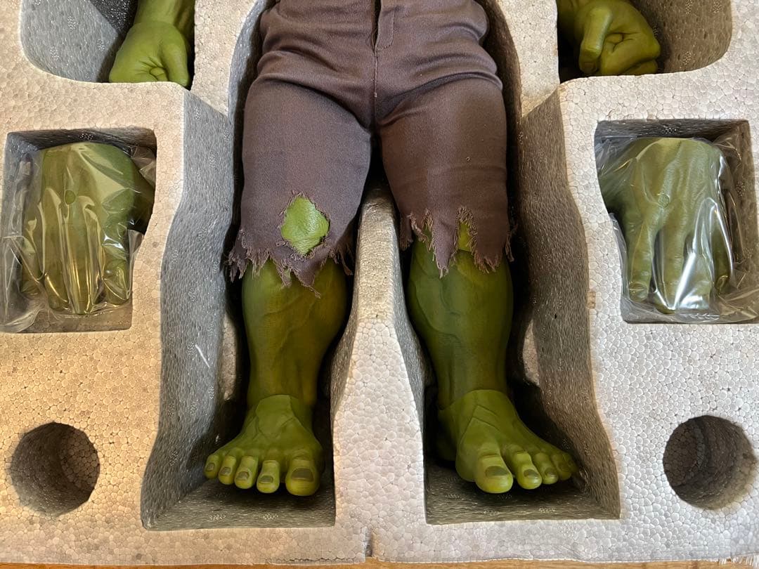 ホットトイズ　 marvel ムービー・マスターピース　アベンジャーズ　ハルク