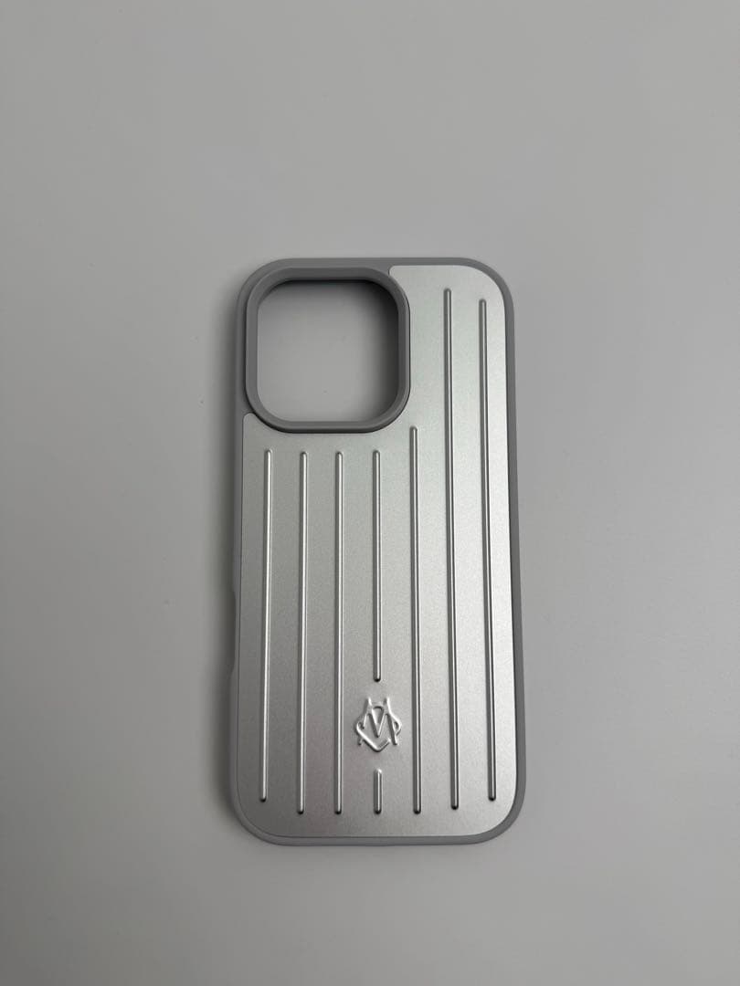 RIMOWA iPhone16 pro ケース シルバー ストライプ