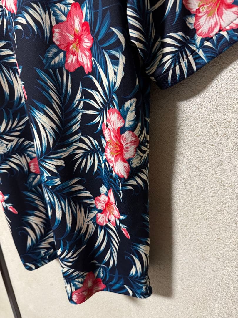 トミーヒルヒガー　ゴルフ　半袖　シャツ　花柄