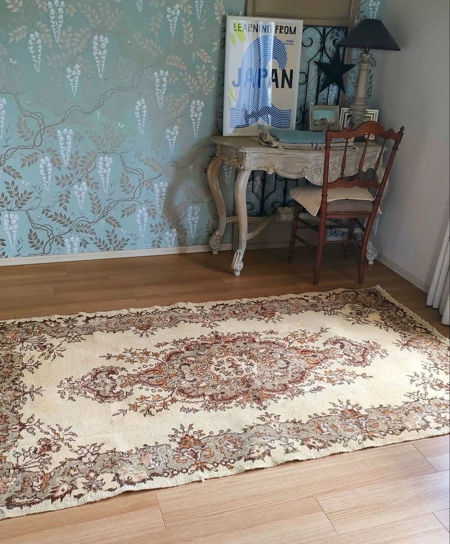 トルコヴィンテージラグ　122×209　メダリオン　ベージュブラウン×グレー