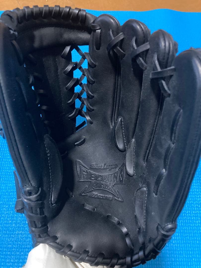 美品希少MIZUNOミズノMAGIC CLAW マジッククロウ一般軟式グローブ