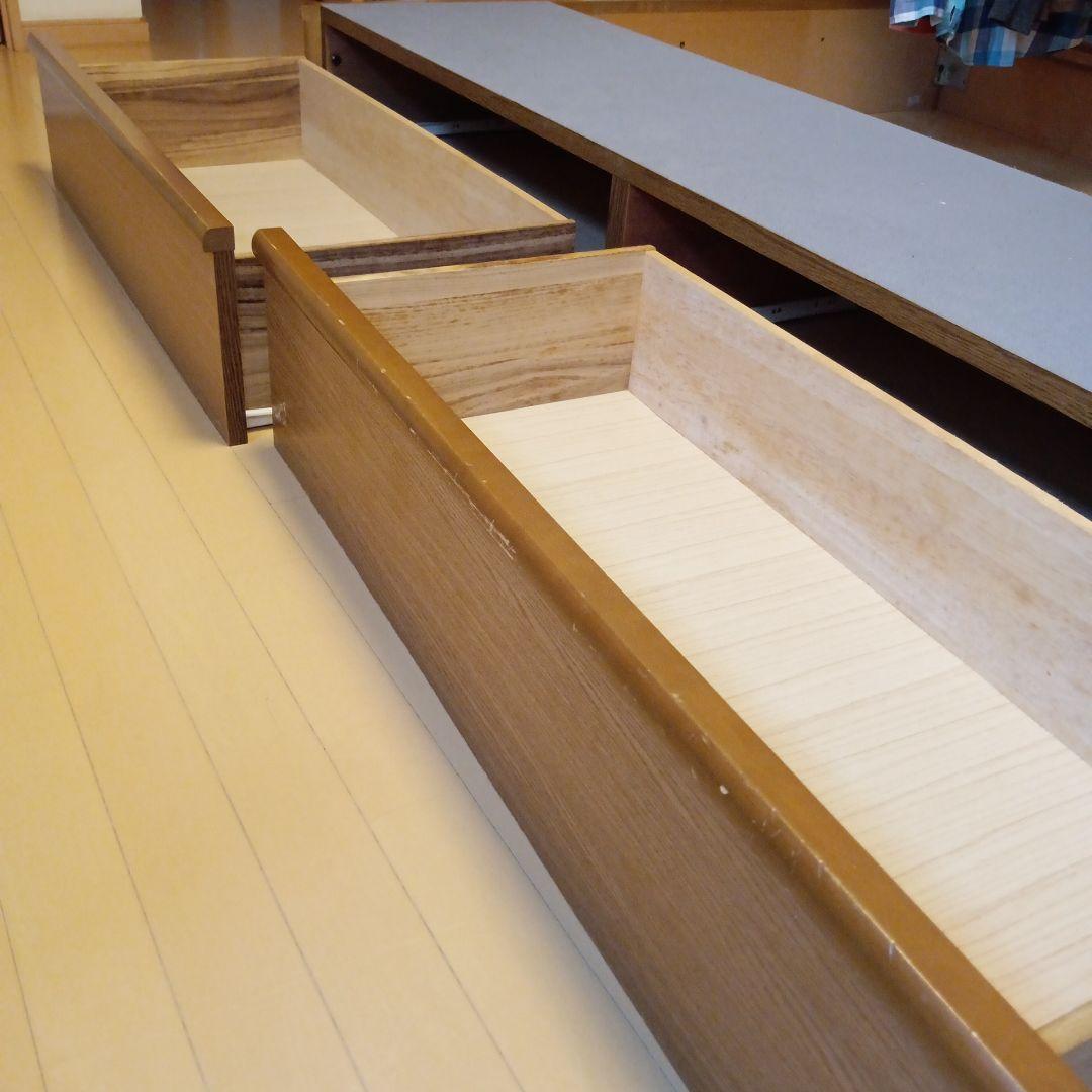 シモンズ　クイーン　サイズ　ベッド　フレーム