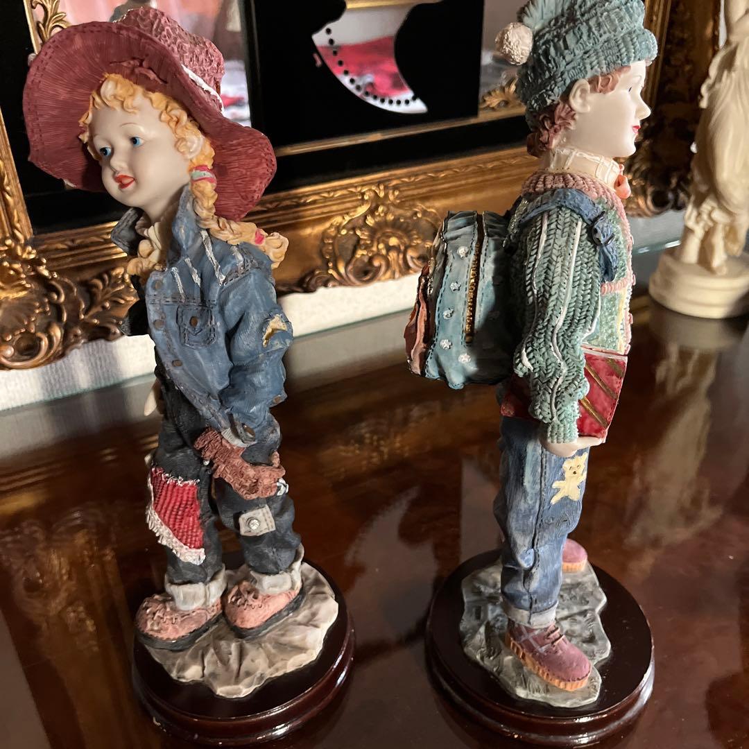 【更に値下げしました】MRHフィギュリン人形2点セット