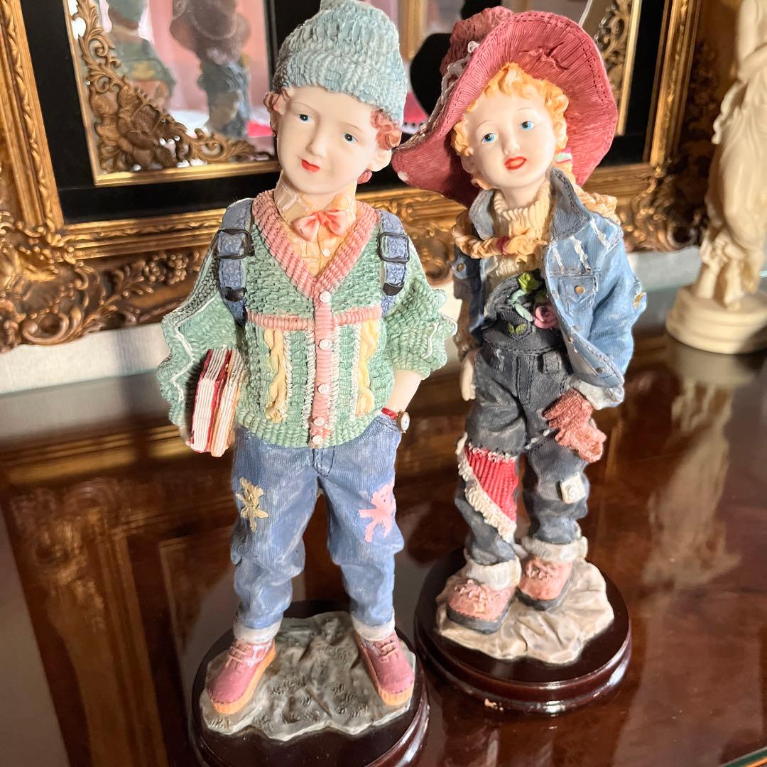 【更に値下げしました】MRHフィギュリン人形2点セット