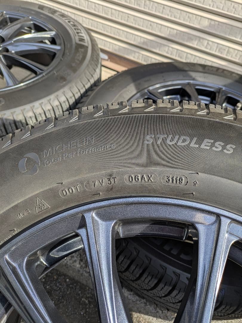 17インチ バリ山ミシュランスタッドレスタイヤ付きホイールセット