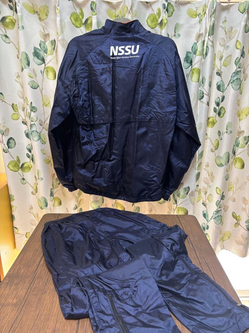 【非売品】日体大陸上部ウインドブレーカー　asics ジャケットパンツセット　L