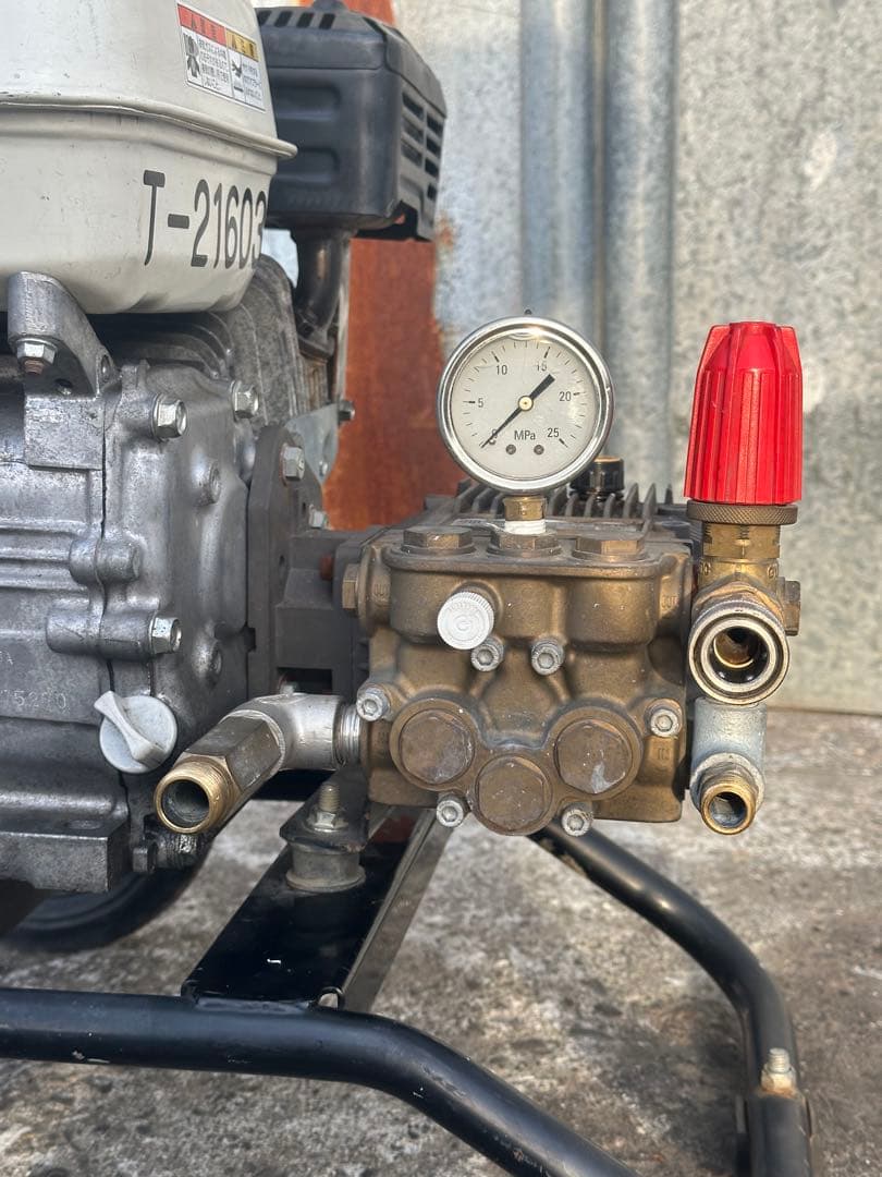 3. スーパー工業 エンジン式高圧洗浄機 SEC-1310 本体 & 給水ホース