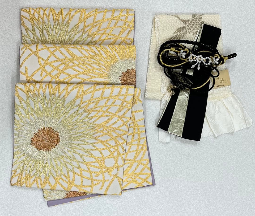 振り袖　フルセット　長襦袢付　成人式　金彩加工　刺繍入り　くすみカラー　693