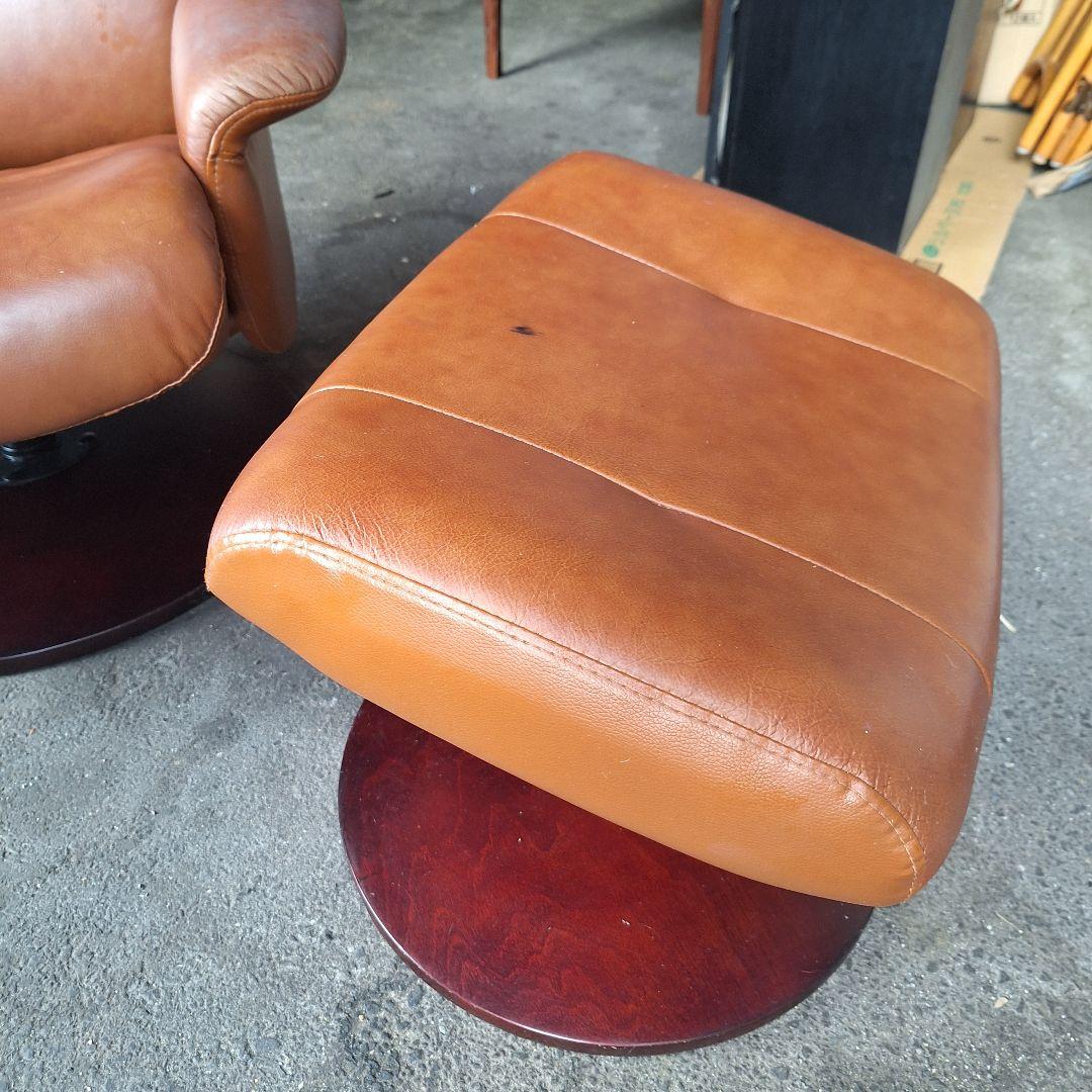 NITORI　ひとりがけソファー　リクライニング　オットマン　本革