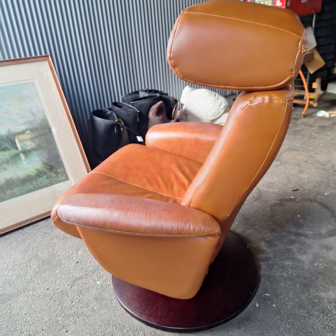 NITORI　ひとりがけソファー　リクライニング　オットマン　本革