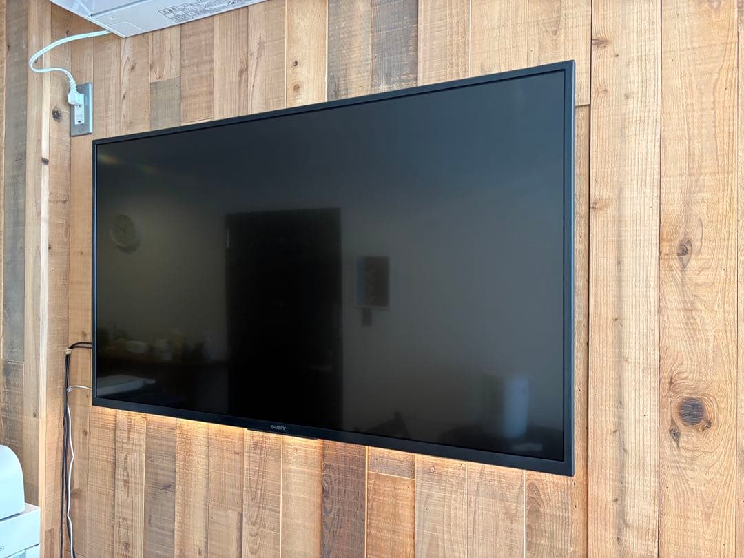 SONY BRAVIA 4K液晶テレビ43インチ　専用壁掛けユニット付き