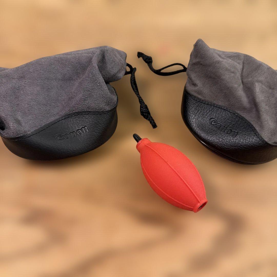 Canon 70D おまけ多数　キャノン　一眼レフ　カメラ