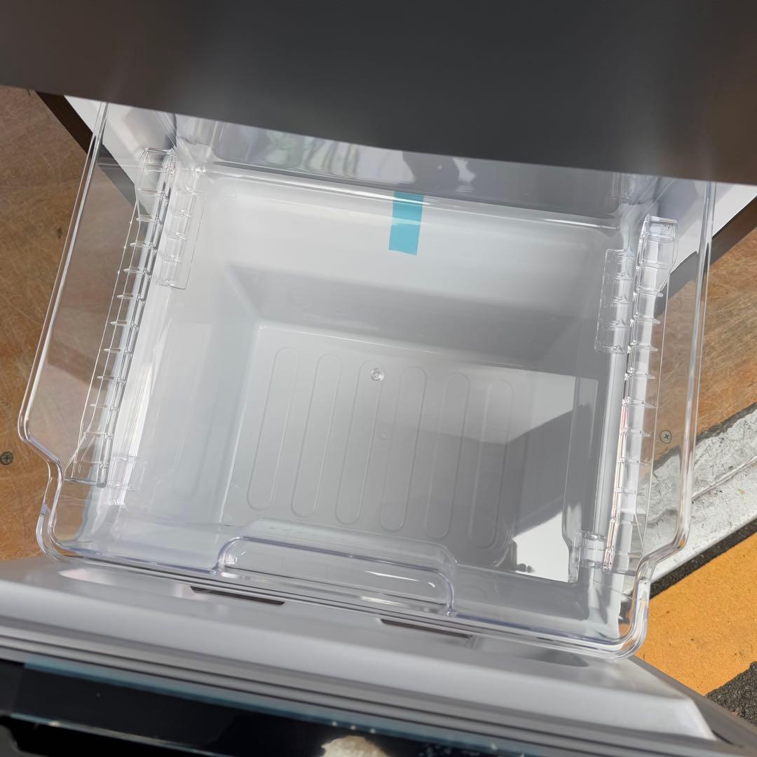 C7204★2023年製★新品.未使用品★シャープ　冷蔵庫　右.左開き　洗濯機