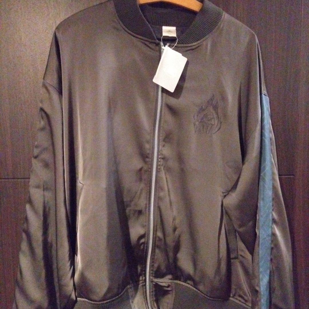 新品！ディズニーストア　ハデス ブルゾン グレー DISNEY VILLAINS