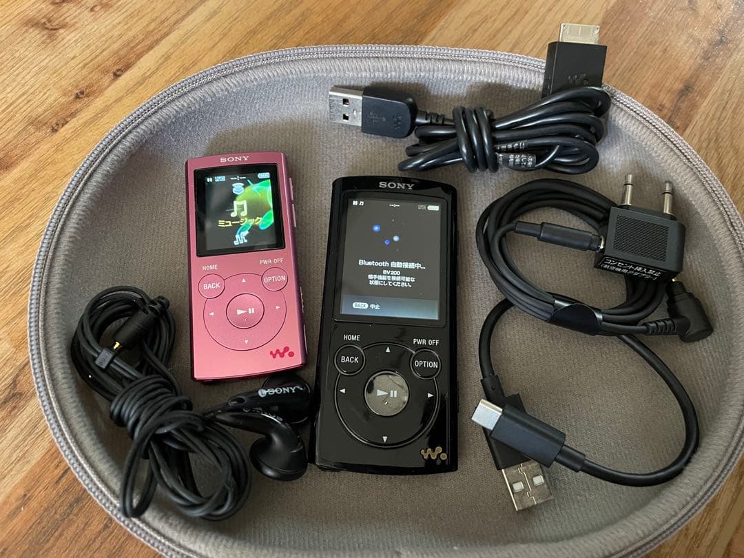 ワイヤレスノイズキャンセ　WH-1000XM3（B） WALKMAN2台セット