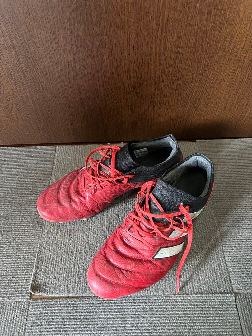 adidasサッカースパイク