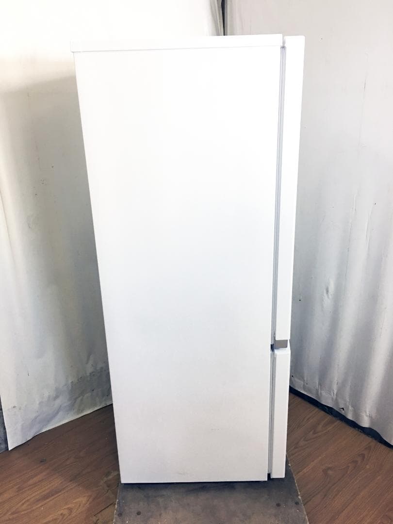 ト★美品中古★東芝 170L 冷蔵庫 【GR-R17BS-W】EOFU