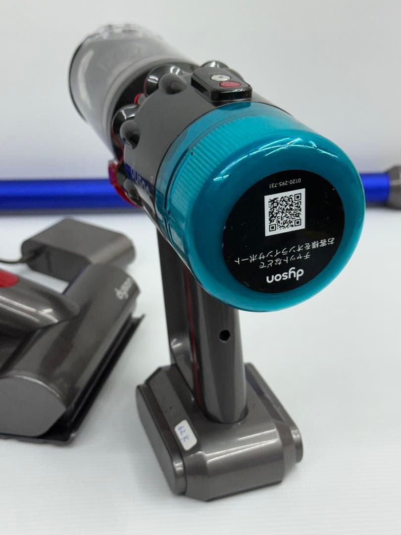 2024年製　ダイソン　掃除機　SV21 本体　ヘッド　パイプ　充電器　セット